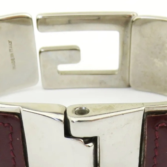 Gucci Italian Luxury Bracelet - Picture 3 of 4